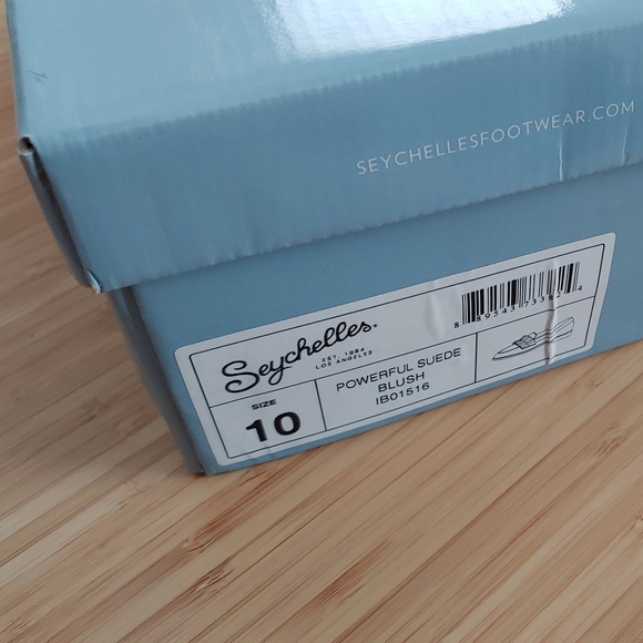 Anthropologie Liendo by Seychelles Ruffled Loafers - Picture 11 of 11